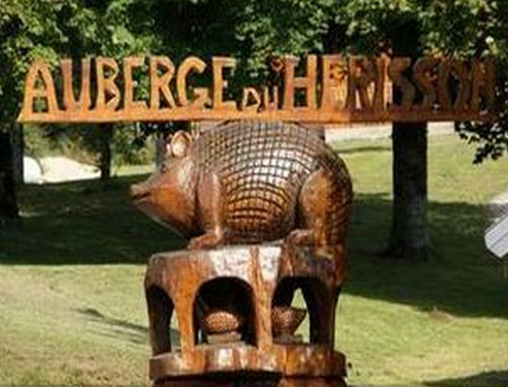 Auberge Du Herisson Hotel La Chaux-du-Dombief Exterior photo